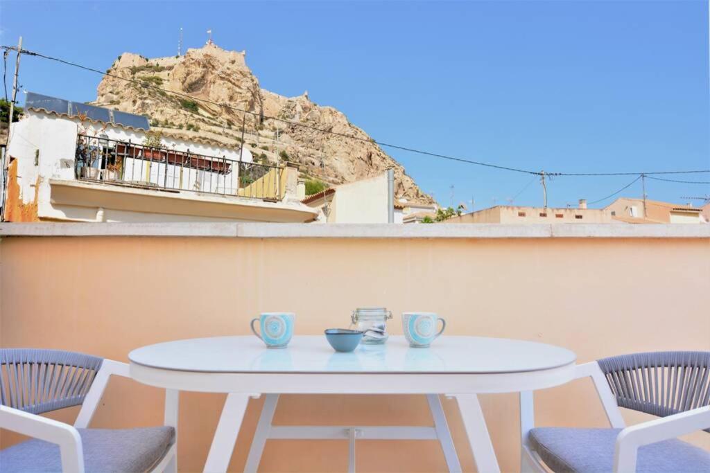 Penthouse In Old City Center By Nras Apartment Alicante Bagian luar foto